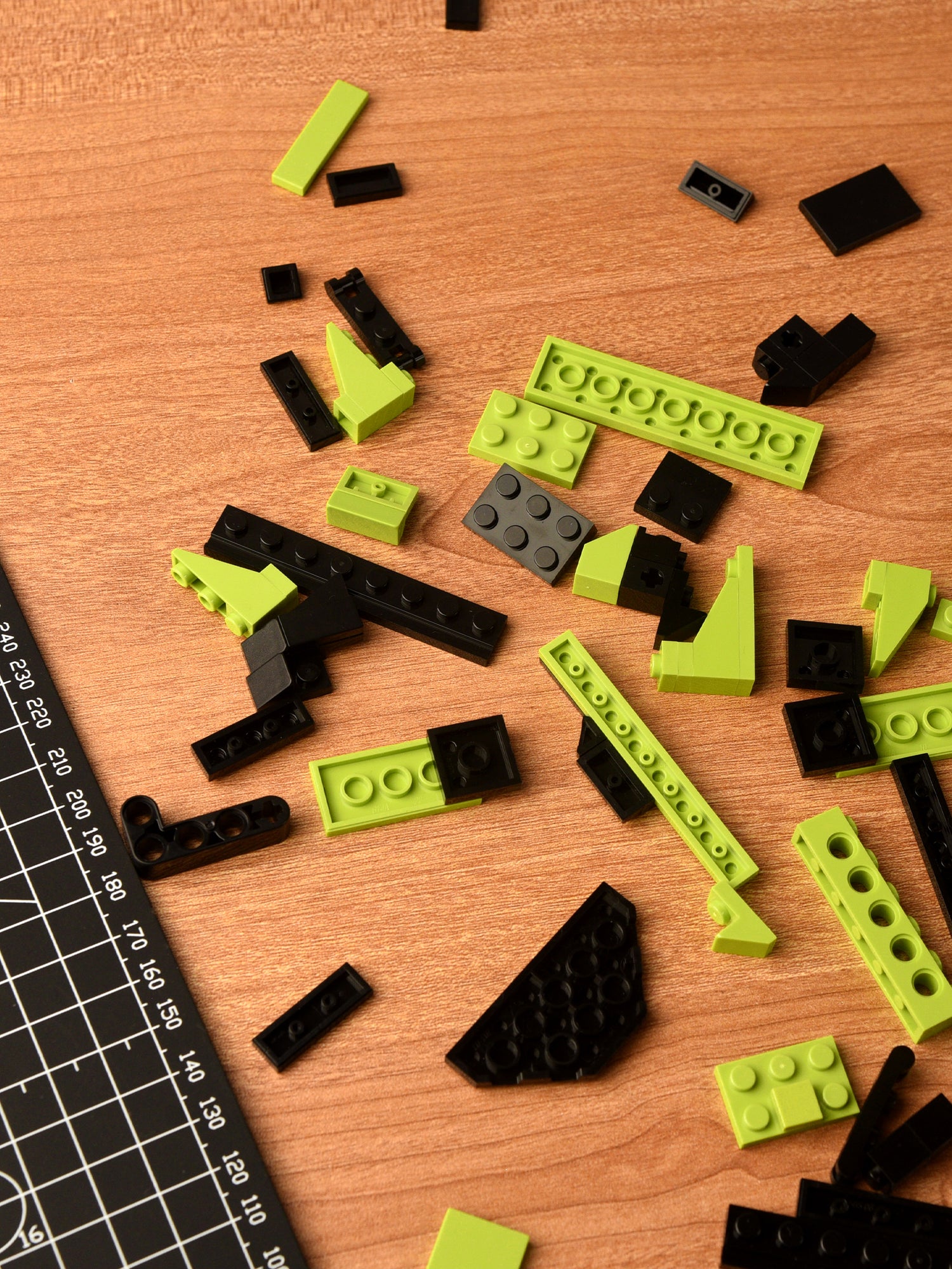 bloxday scattered building block parts green black