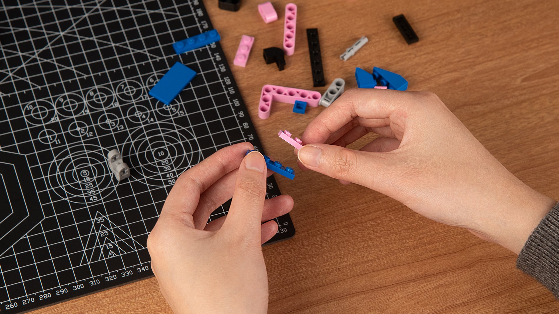 bloxday block building pink blue blocks